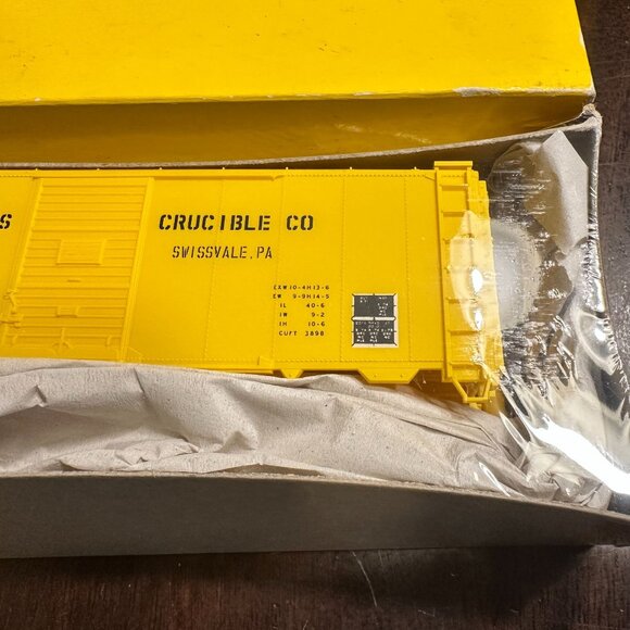Accurail Special Edition Vesuvius Crucible Co. 1996 40 AAR Steel Box Car Model Y - Picture 2 of 4